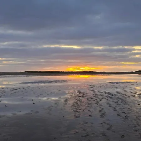 6 Person In Romo-by Traum Nyaraló *