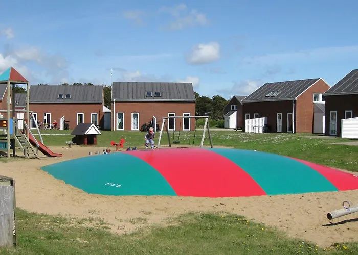 6 Person In Romo-by Traum *