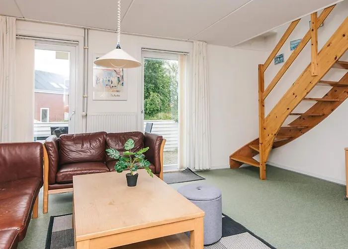 6 Person In Romo-by Traum Sønderby